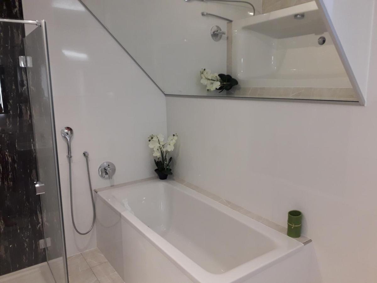 Apartment Top 3 Mit 4 Betten Bestrooms Eu Steyr Exterior foto